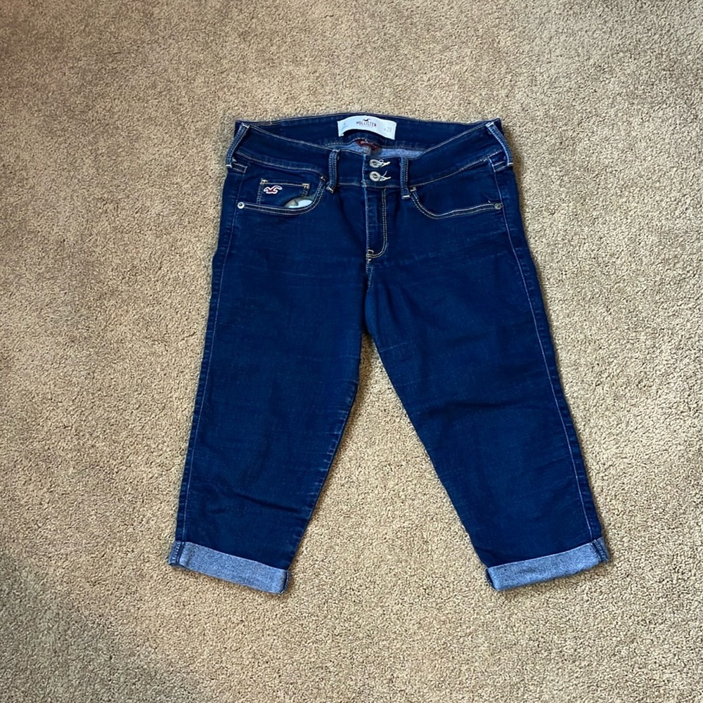 Hollister women’s size 29 skinny jorts